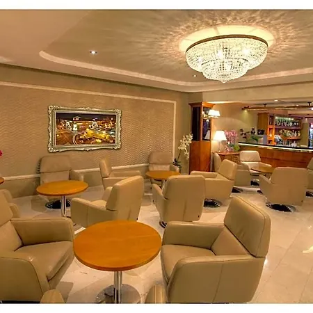 Janusz Hotel