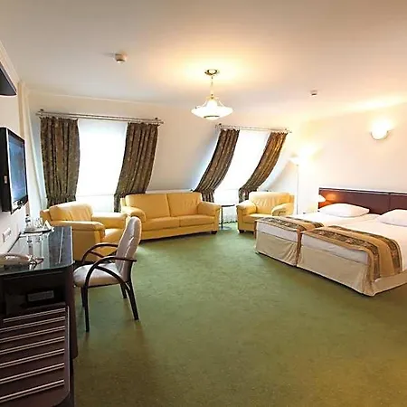 Hotel Janusz 3*