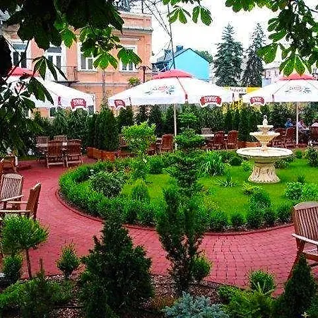 Janusz Hotel