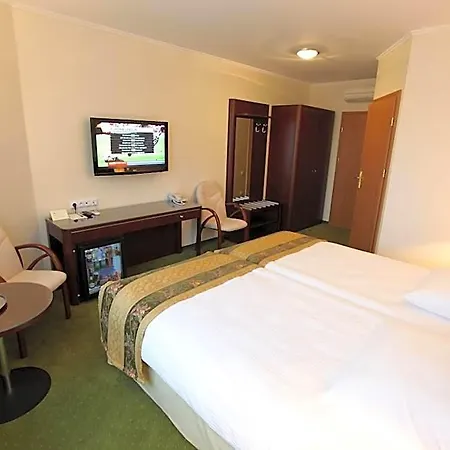 Janusz Hotel