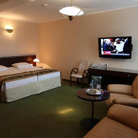 Janusz Hotel 3*